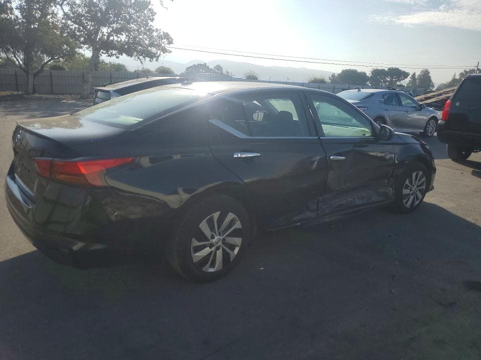 2019 NISSAN ALTIMA S 3