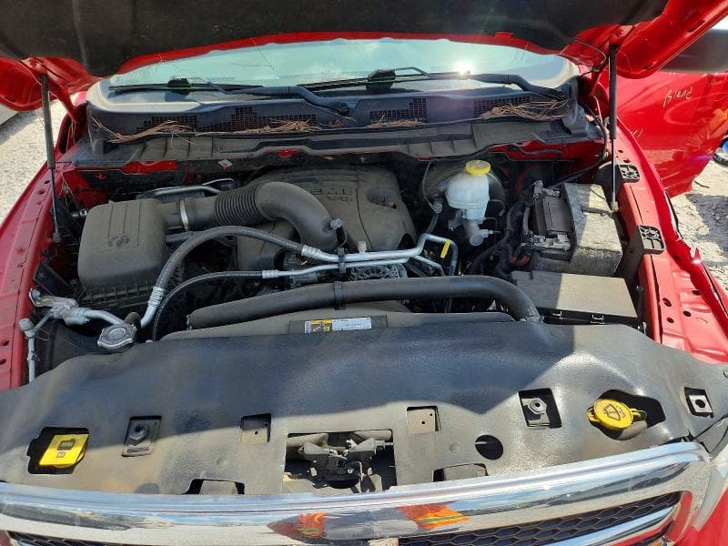 2019 RAM 1500 CLASSIC SLT 11