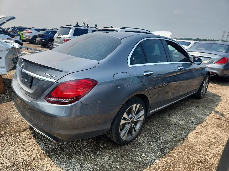 2019 MERCEDES-BENZ C 300 4MATIC 3