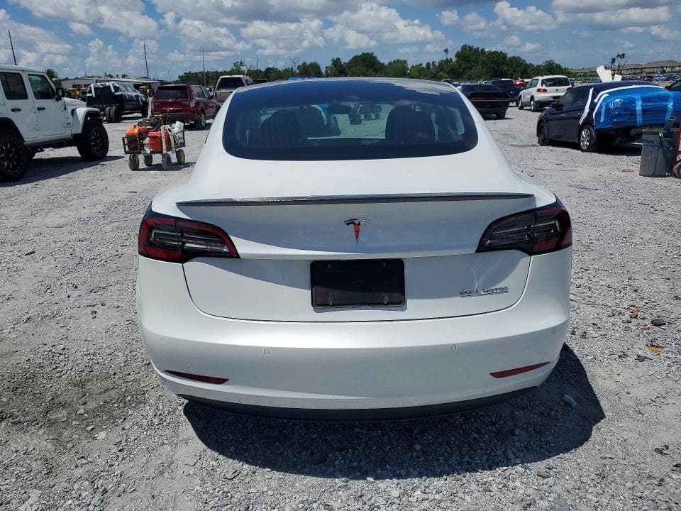 2020 TESLA MODEL 3 6