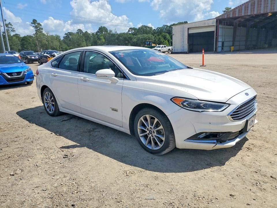 2017 FORD FUSION TITANIUM PHEV 4