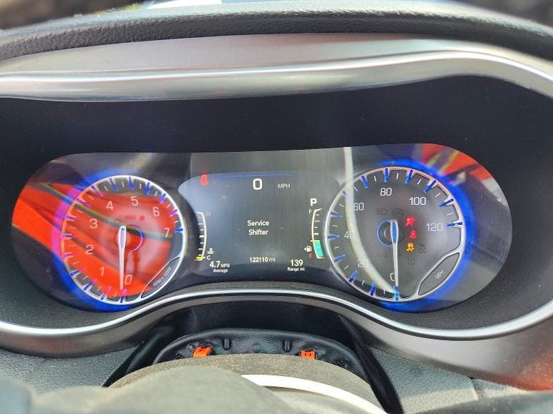2018 CHRYSLER PACIFICA LIMITED 9
