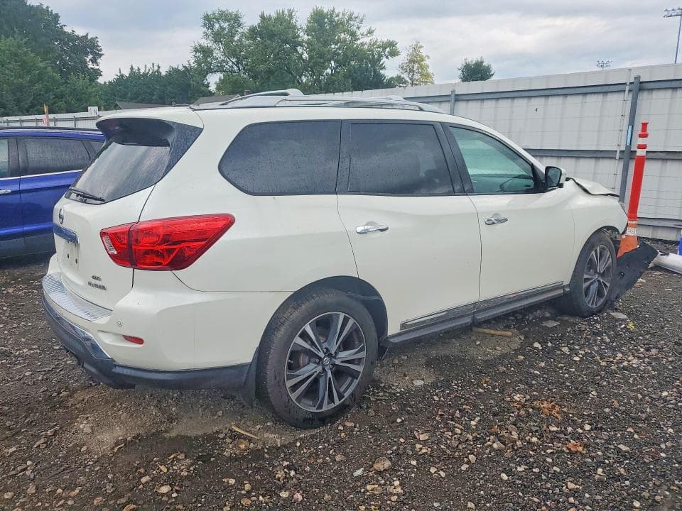 2017 NISSAN PATHFINDER S 3