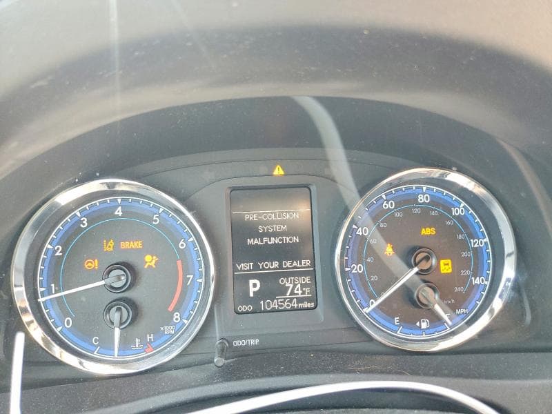 2017 TOYOTA COROLLA LE 9