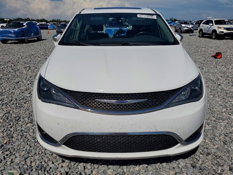 2019 CHRYSLER PACIFICA LIMITED 5