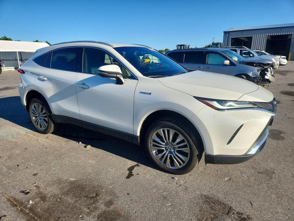2021 TOYOTA VENZA XLE 4