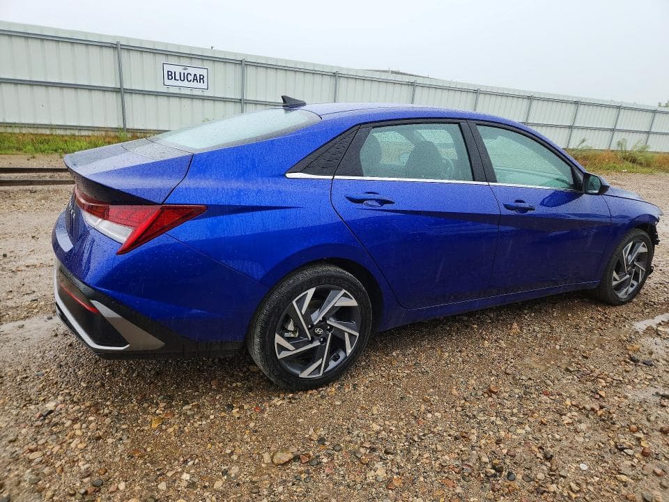 2025 HYUNDAI ELANTRA SEL 3