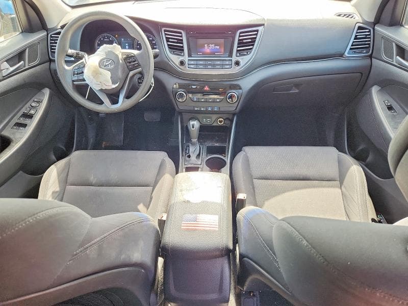2017 HYUNDAI TUCSON SE 8