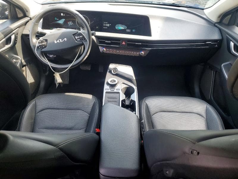 2023 KIA EV6 WIND 8