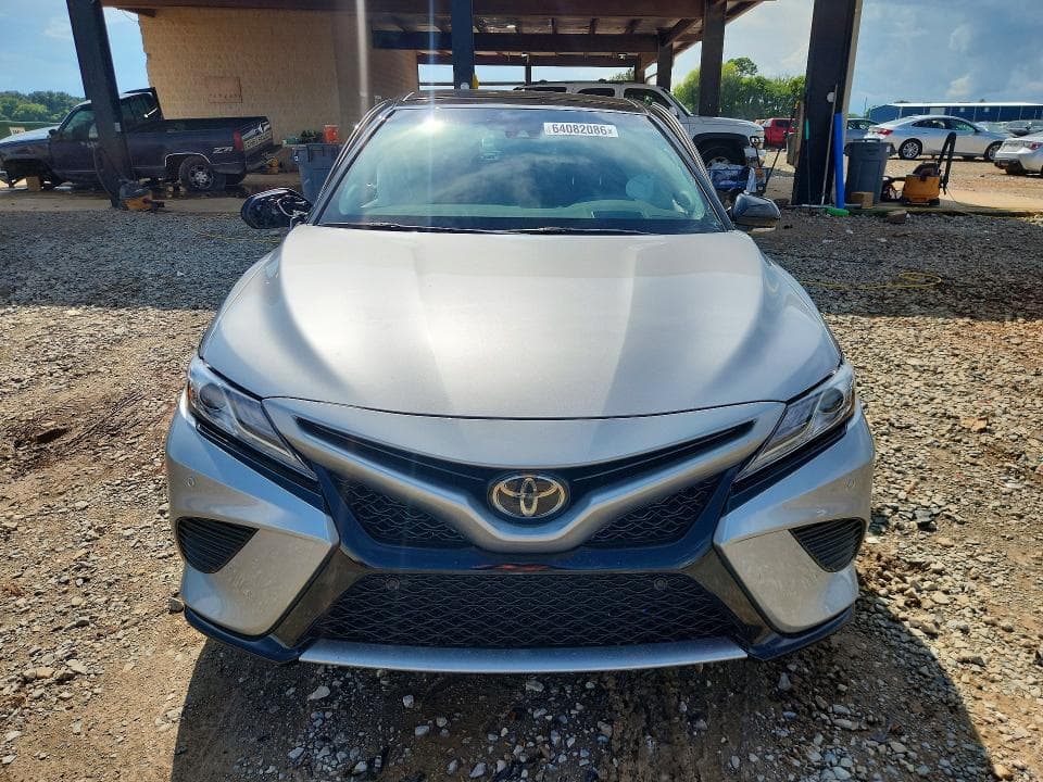 2018 TOYOTA CAMRY XSE V6 5