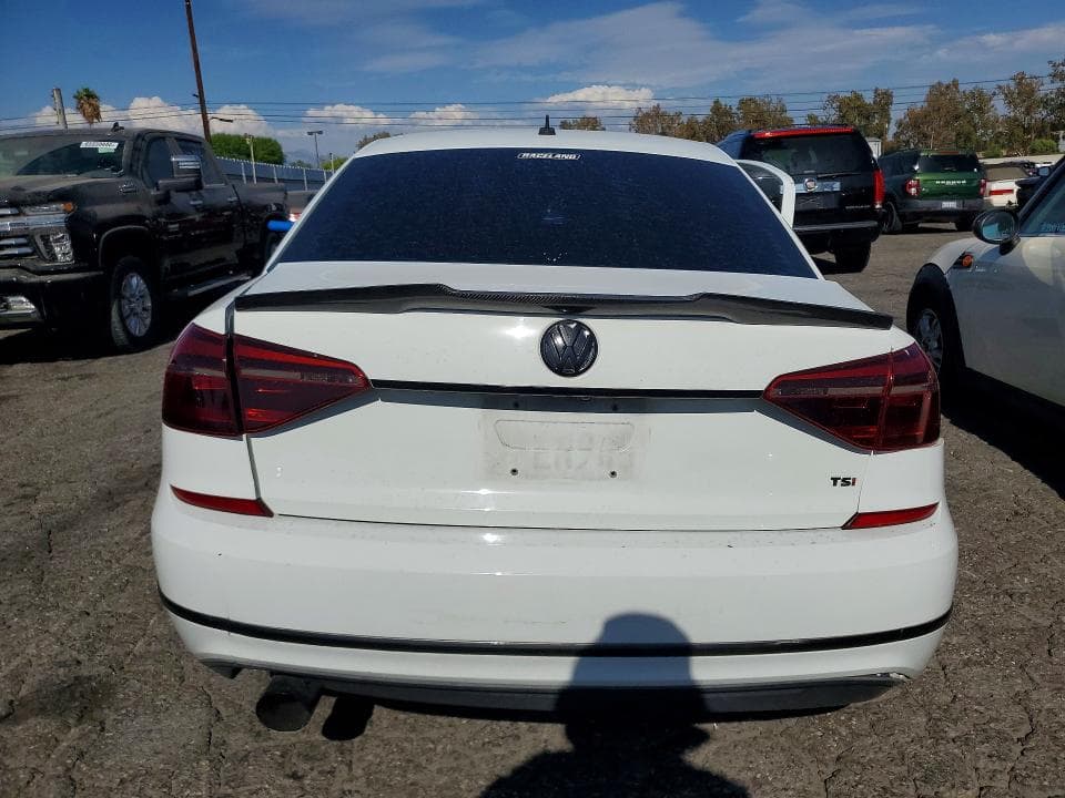 2017 VOLKSWAGEN PASSAT S 6