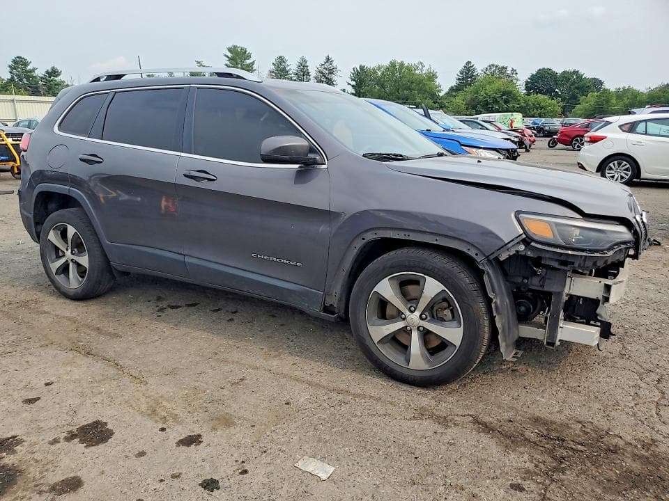 2019 JEEP CHEROKEE LIMITED 4