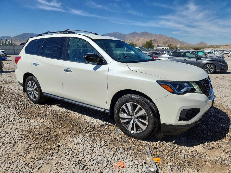 2018 NISSAN PATHFINDER SL 4