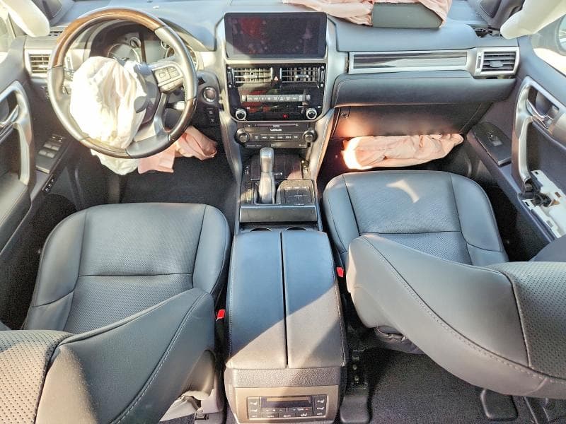 2023 LEXUS GX 460 8