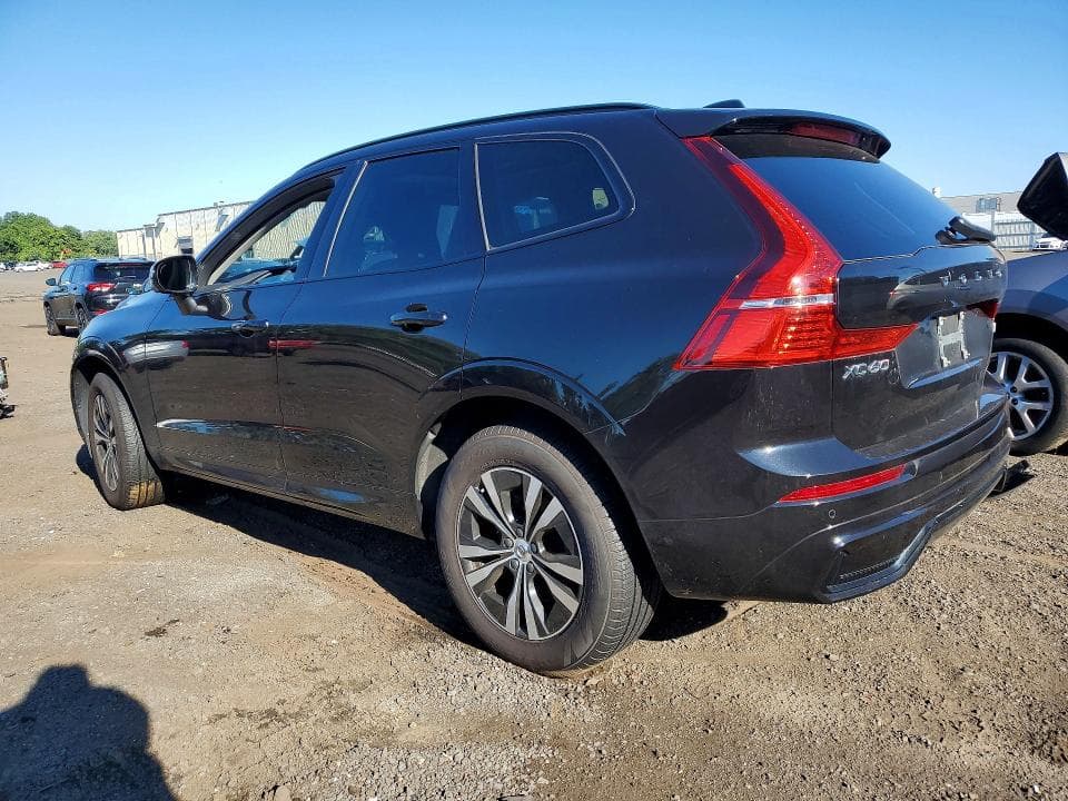 2025 VOLVO XC60 CORE 2