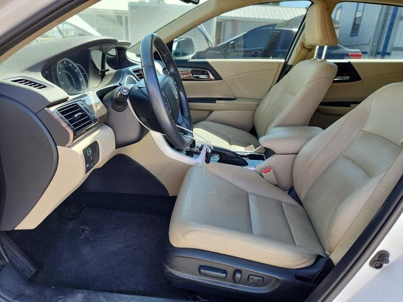 2017 HONDA ACCORD TOURING 7