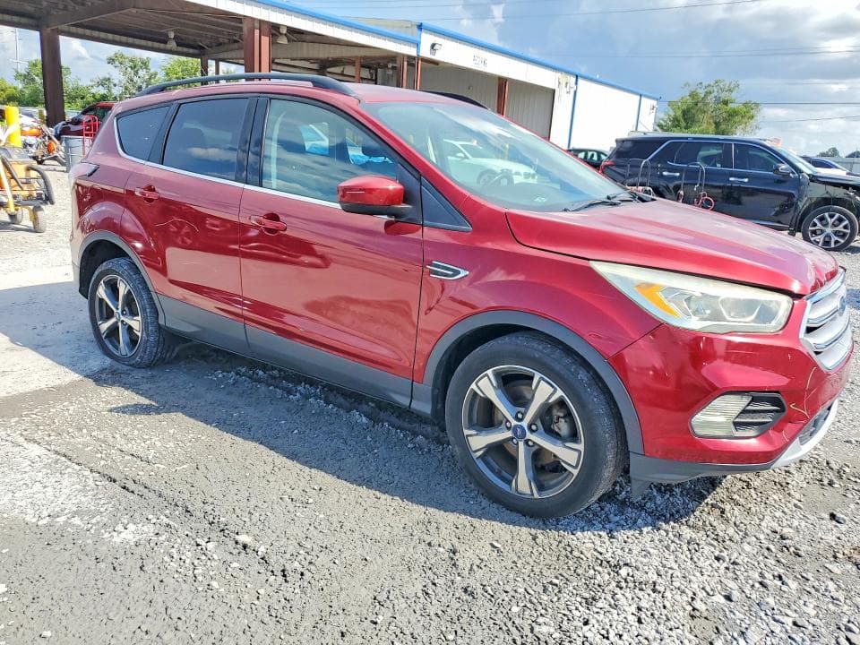 2017 FORD ESCAPE SE 4