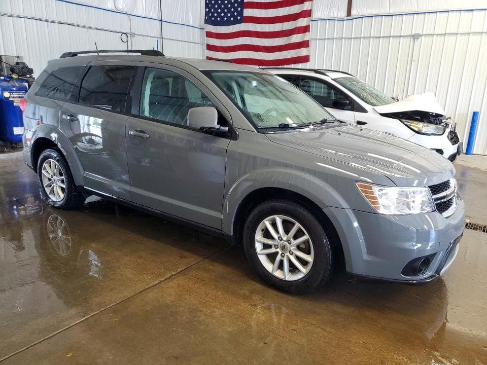 2019 DODGE JOURNEY SE 4