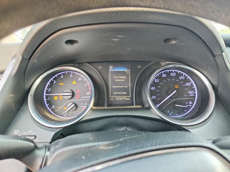 2019 TOYOTA CAMRY LE 9