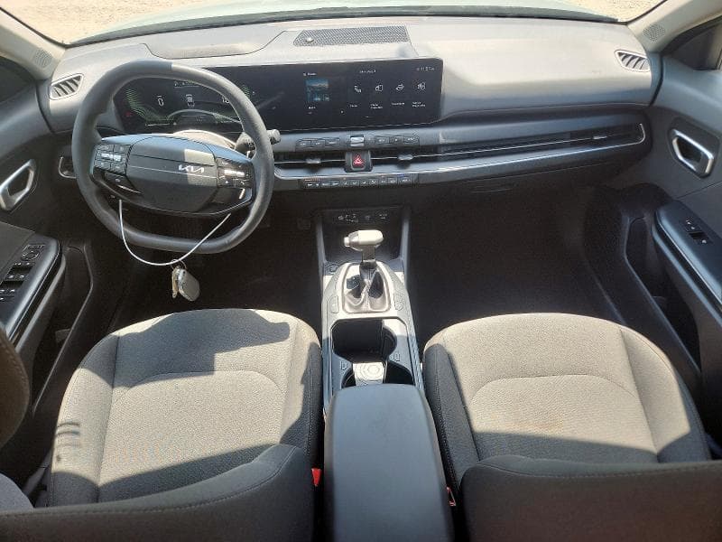 2025 KIA K4 LXS 8