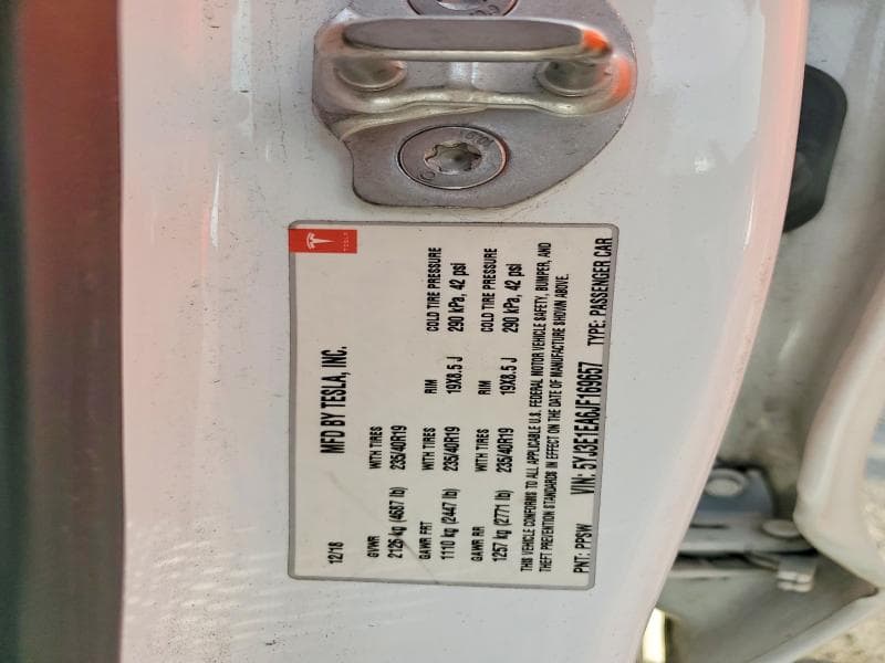 2018 TESLA MODEL 3 12