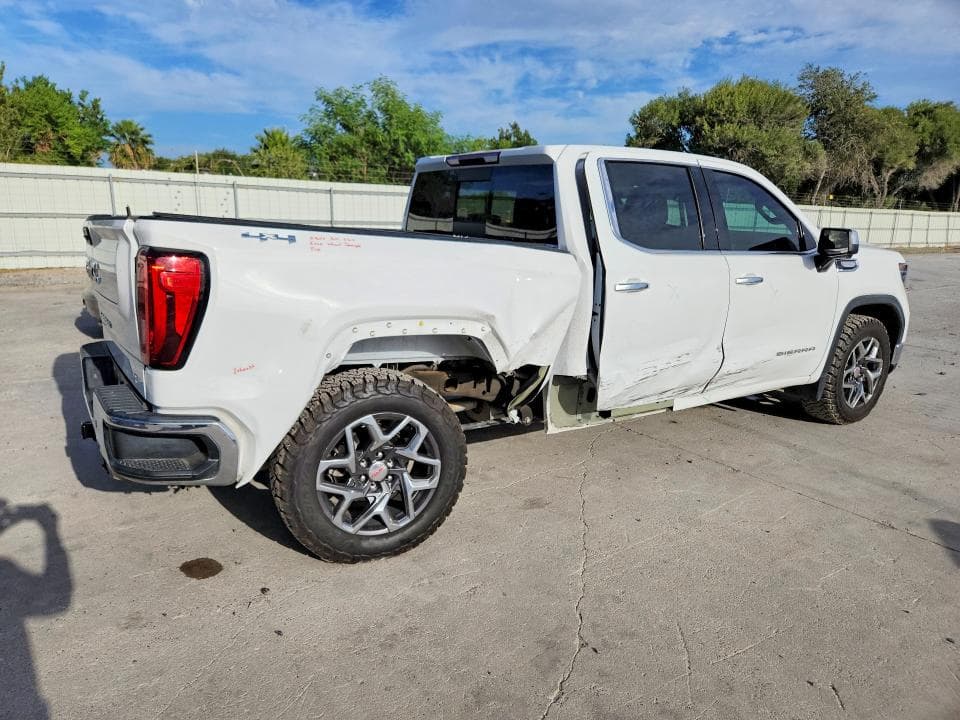 2023 GMC SIERRA K1500 SLT 3