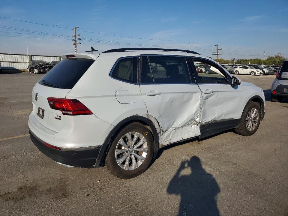 2018 VOLKSWAGEN TIGUAN SE 3