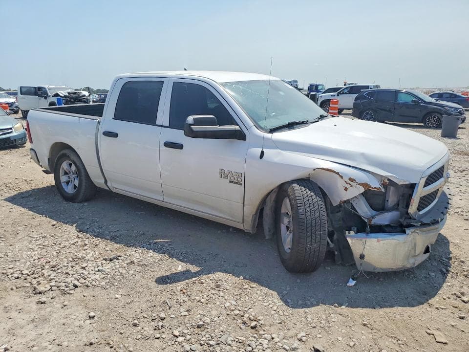 2023 RAM 1500 CLASSIC SLT 4