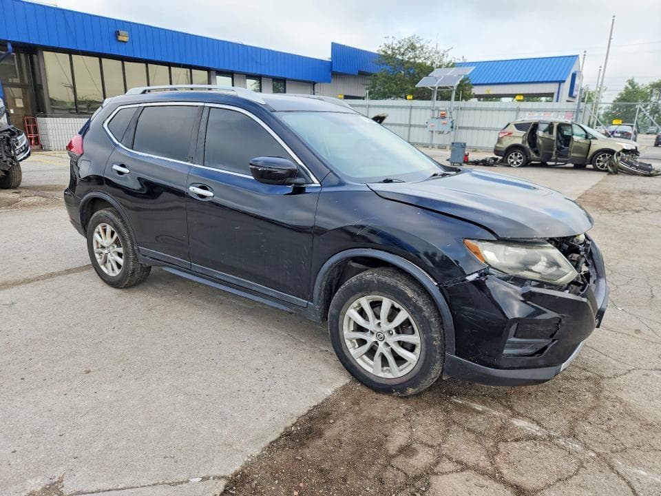 2018 NISSAN ROGUE SV 4