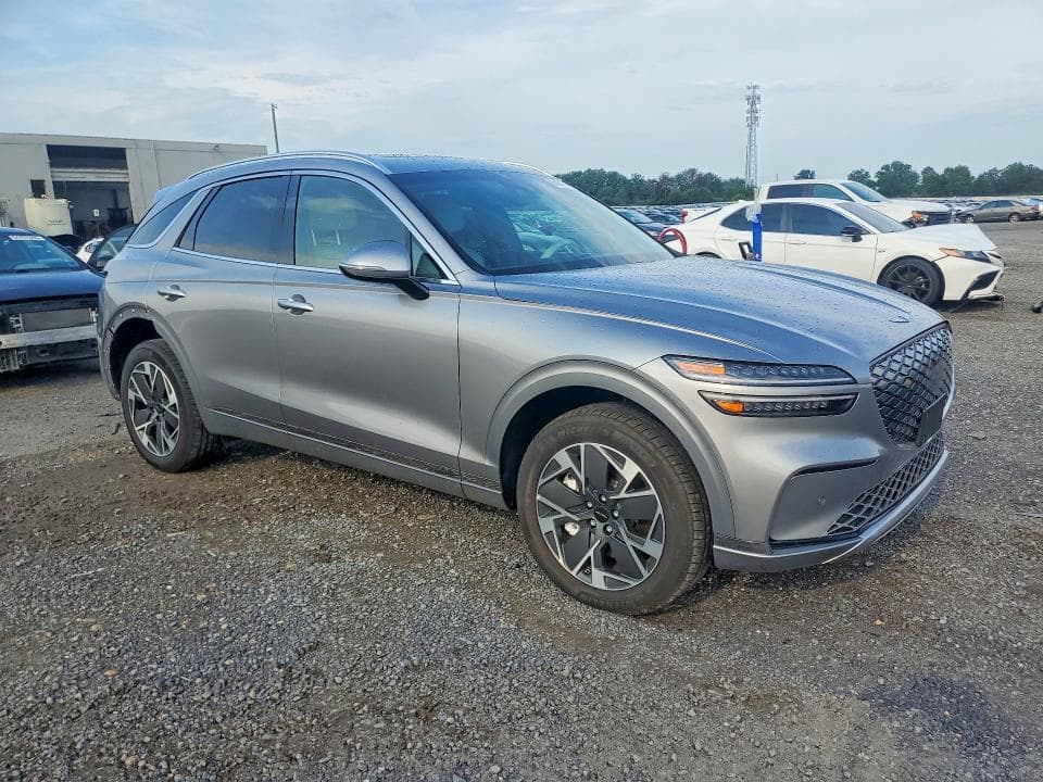 2026 GENESIS ELECTRIFIED GV70 STANDARD 4