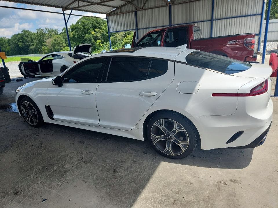 2021 KIA STINGER GT-LINE 2