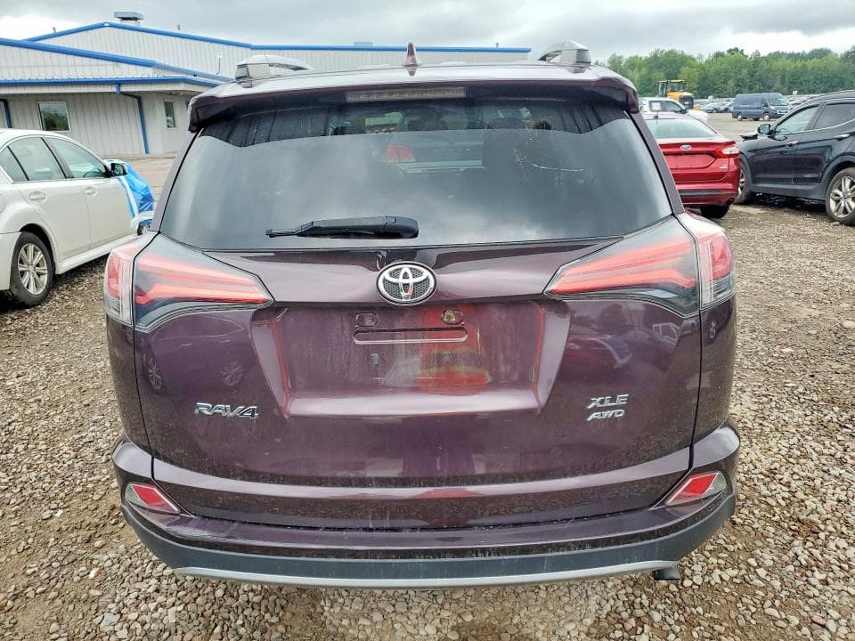 2017 TOYOTA RAV4 XLE 6