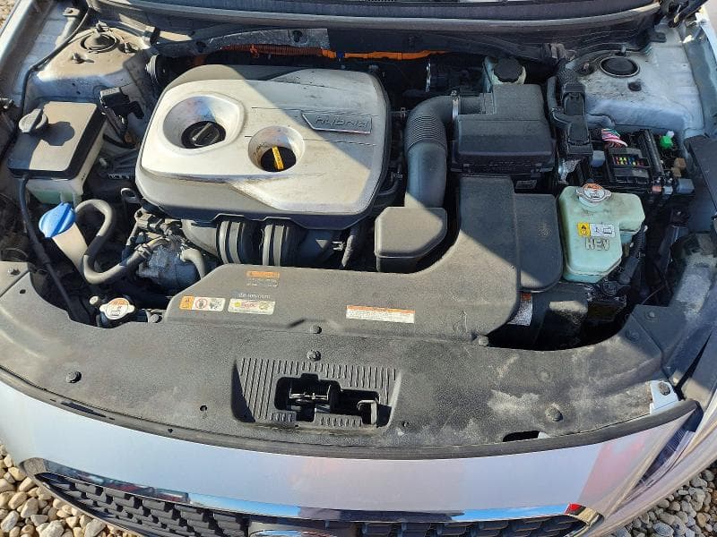 2017 HYUNDAI SONATA HYBRID SE 11