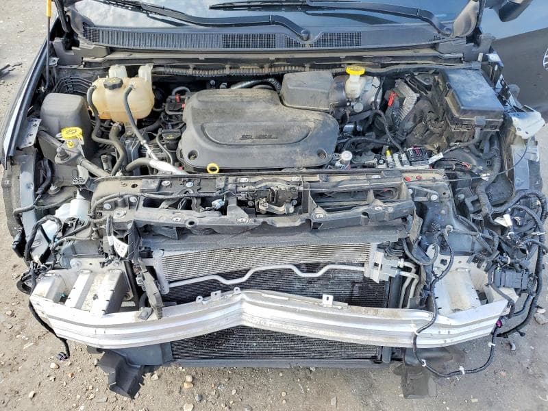 2020 CHRYSLER VOYAGER L 12