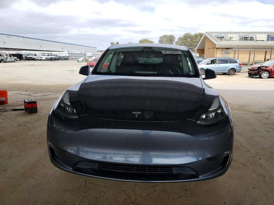 2023 TESLA MODEL Y 5