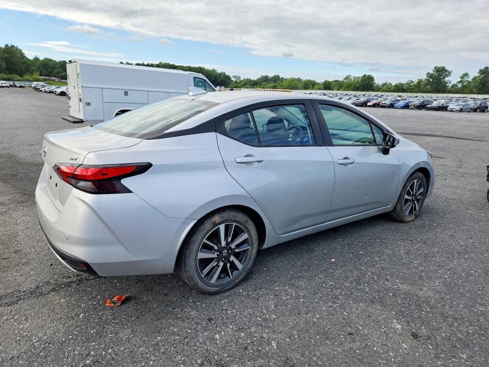 2021 NISSAN VERSA SV 3