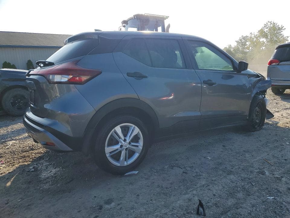 2024 NISSAN KICKS S 3