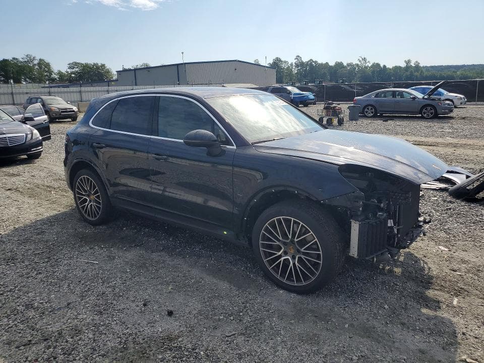 2021 PORSCHE CAYENNE 4