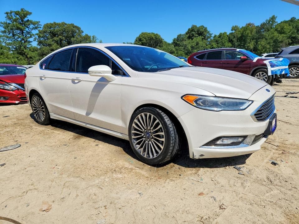 2017 FORD FUSION SE 4