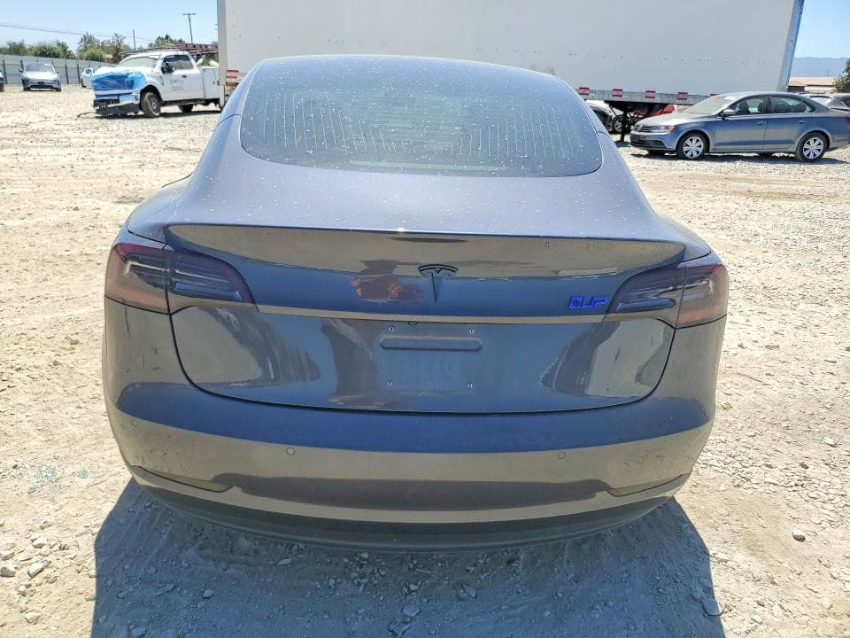 2018 TESLA MODEL 3 6