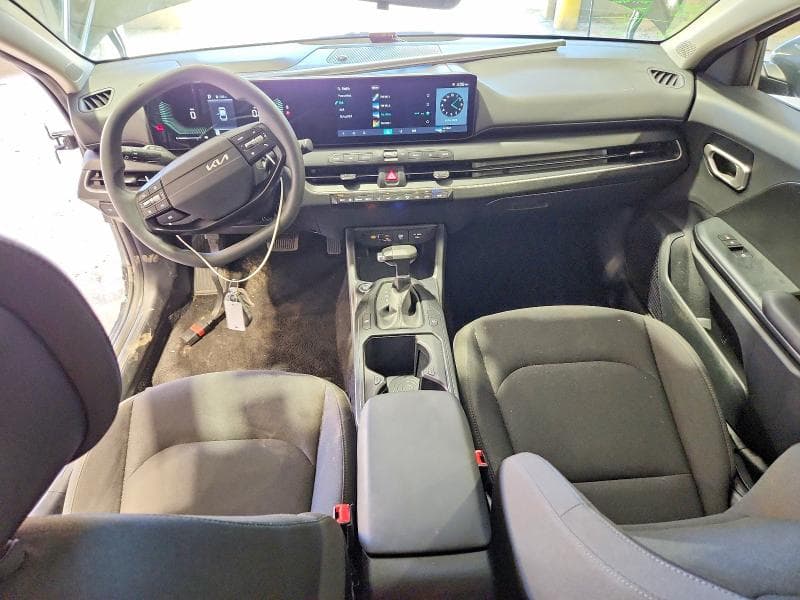 2026 KIA K4 LXS 8