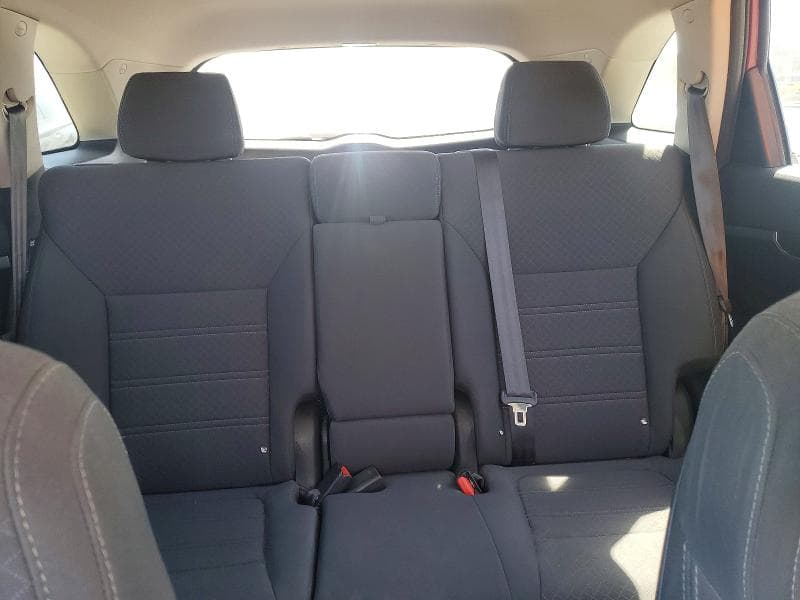 2018 KIA SORENTO LX 10
