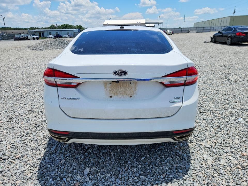 2017 FORD FUSION SE 6