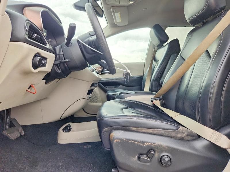 2021 CHRYSLER VOYAGER LXI 7