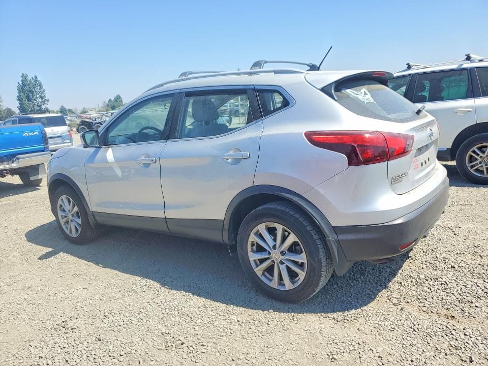 2018 NISSAN ROGUE SPORT SV 2