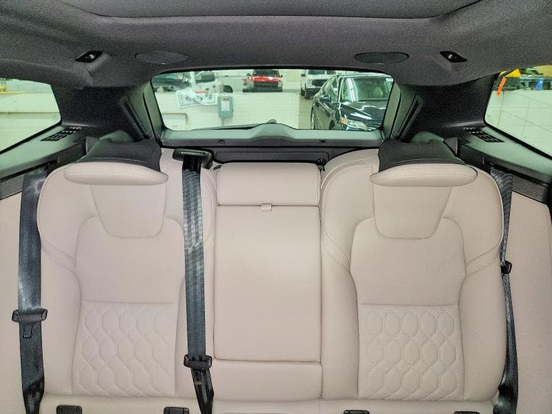 2026 VOLVO XC60 PLUS 10