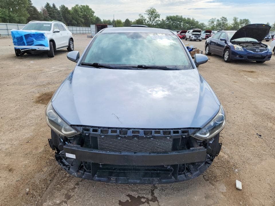 2017 HYUNDAI ELANTRA SE 5
