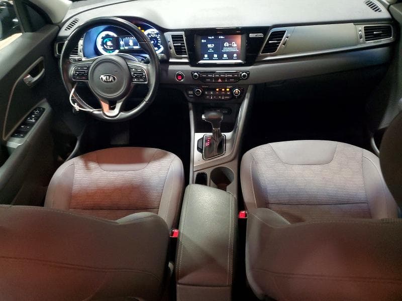2017 KIA NIRO LX 8
