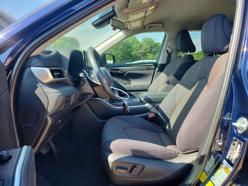 2023 TOYOTA HIGHLANDER LE 7