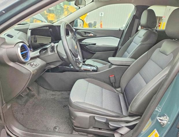 2025 CHEVROLET TRAX 1LT 7